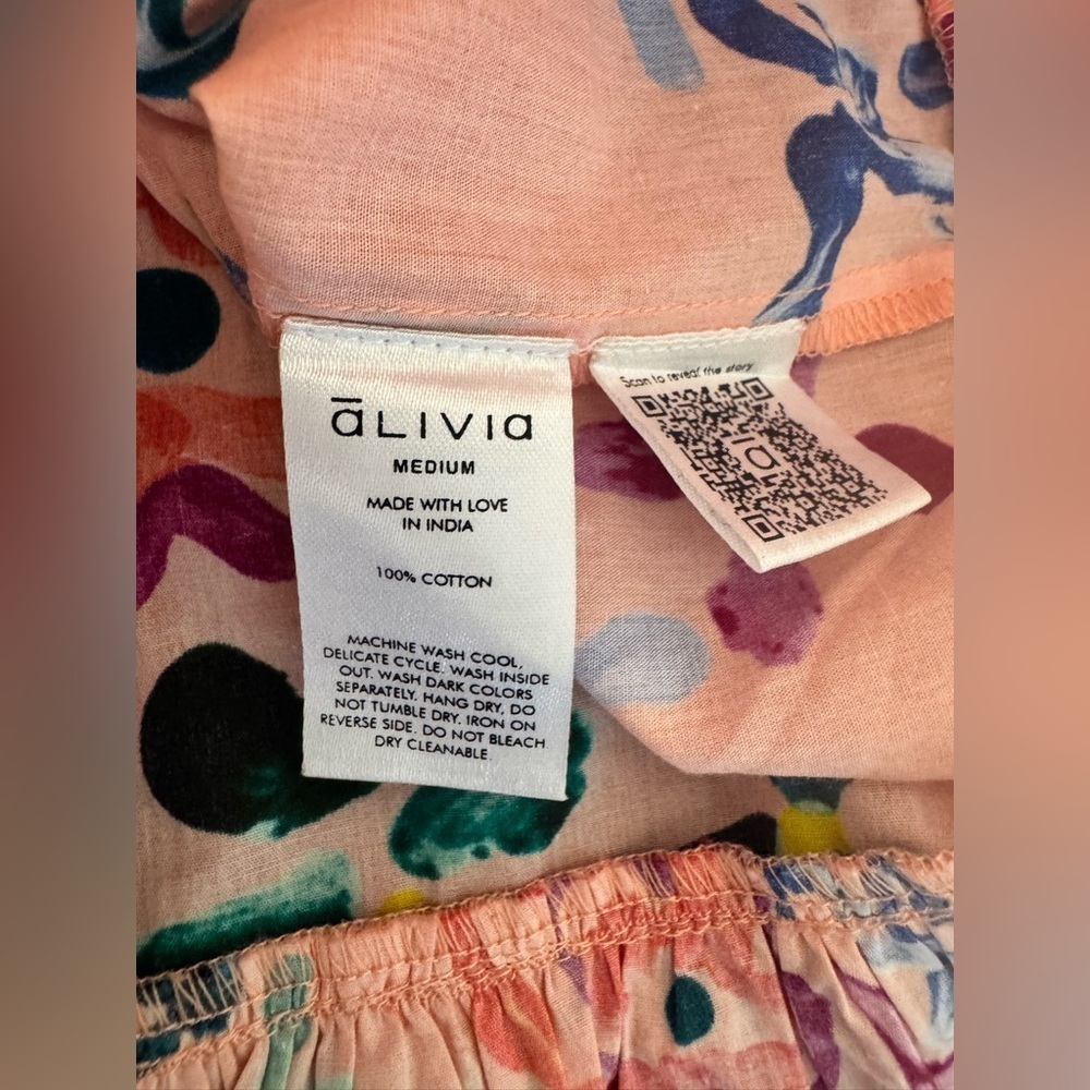 Alivia Tina Rainbow Floral Pink Sand Top Size M - Picture 15 of 16